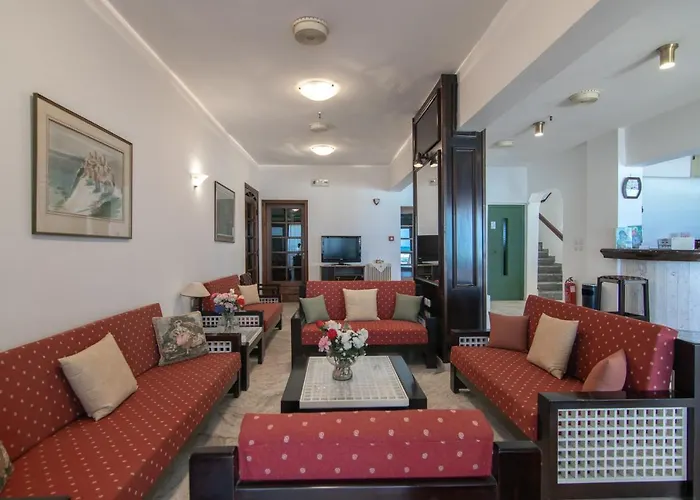 Zantina Aparthotel 3*